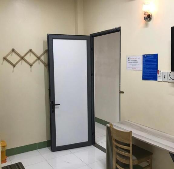اتاق استاندارد, Khách Sạn Nguyễn Long