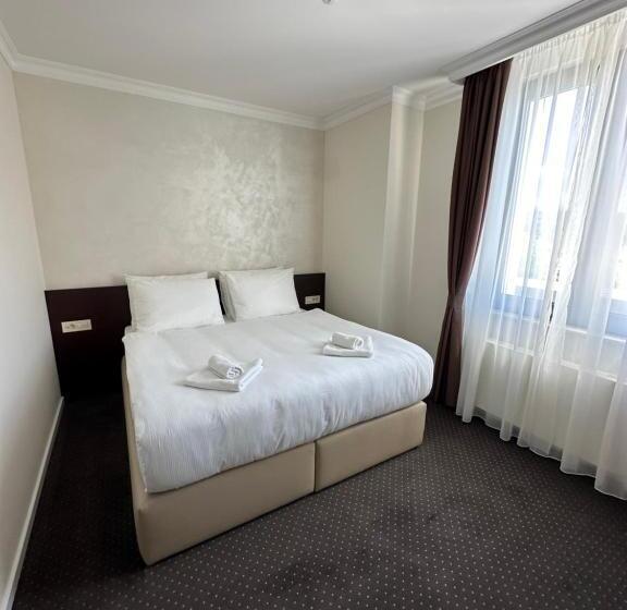 اتاق استاندارد, Nobel West