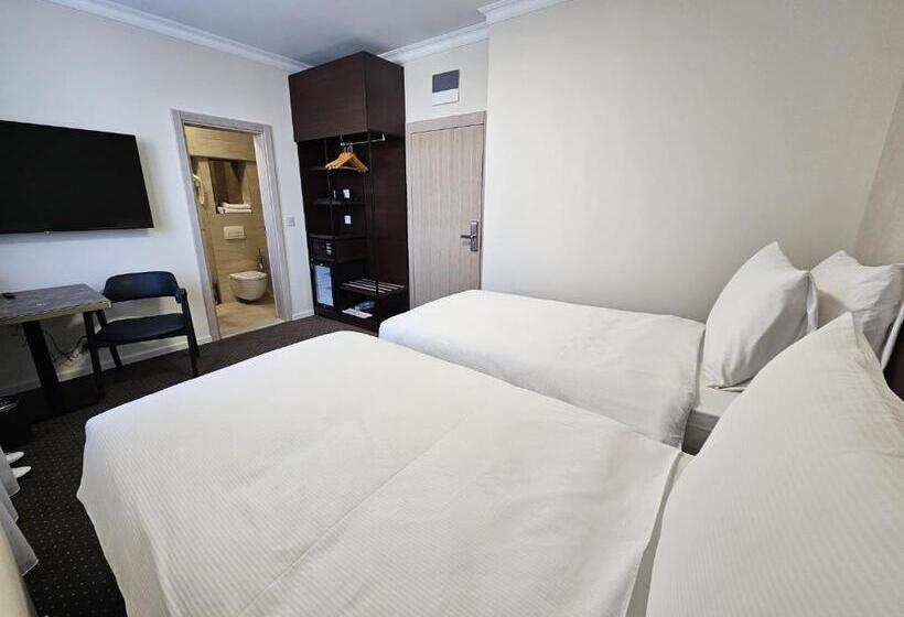 اتاق استاندارد, Nobel West