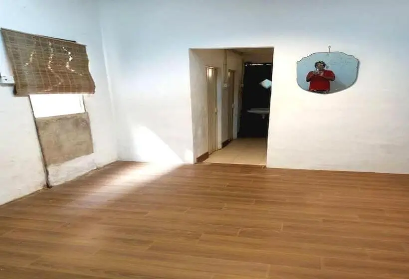 プレミアムスイート, Oyo 90971 Pollock Homestay