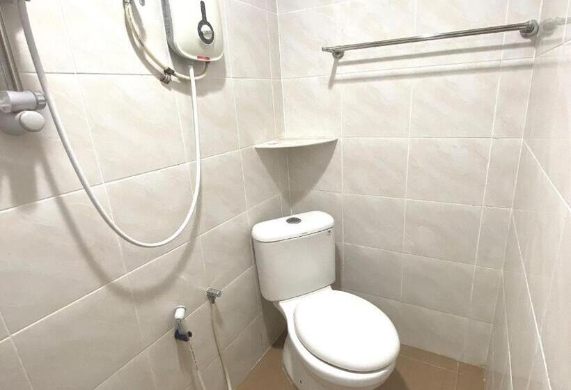 جناح بريميوم, Oyo 90971 Pollock Homestay