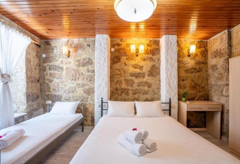 Quarto Deluxe, İmerek Taş Ev Otel Alaçatı