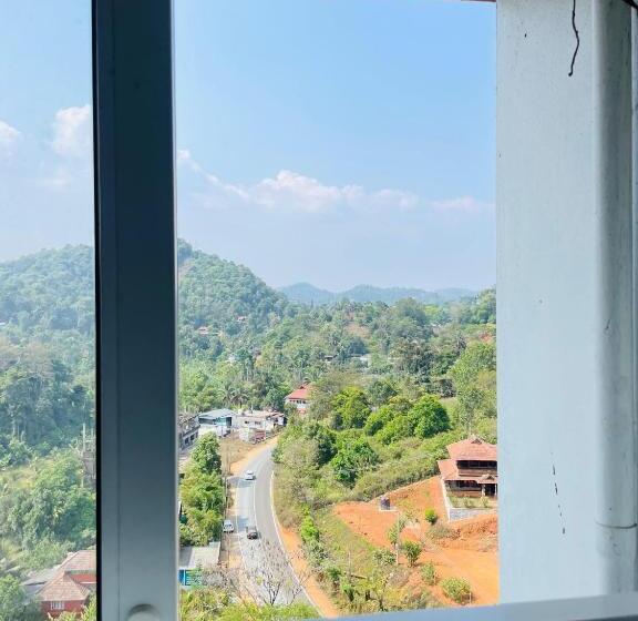 带阳台套房, Misty Skywind Retreat