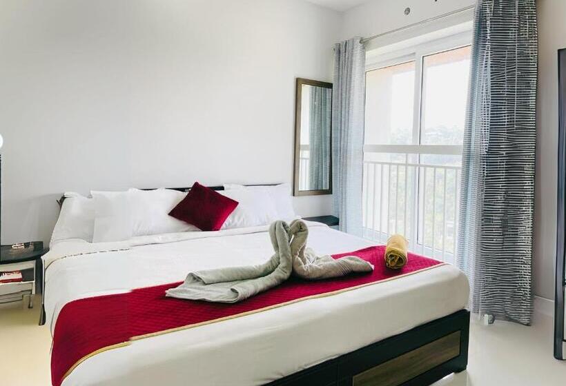 标准工作室, Misty Skywind Retreat