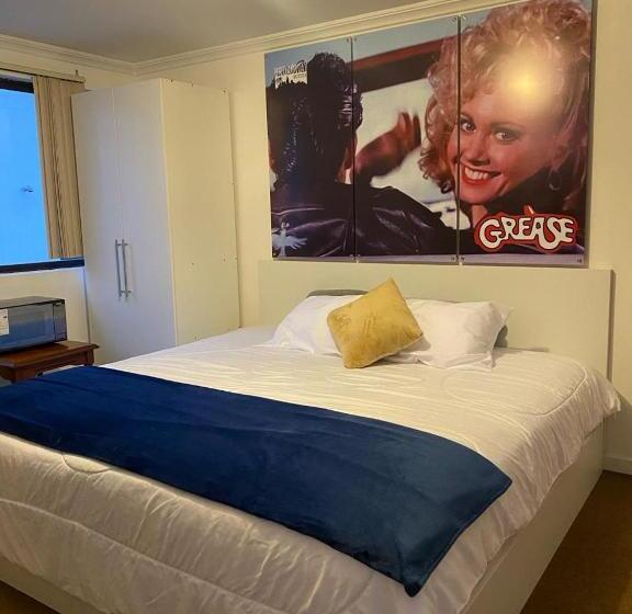 Номер Deluxe, Broadway Suites