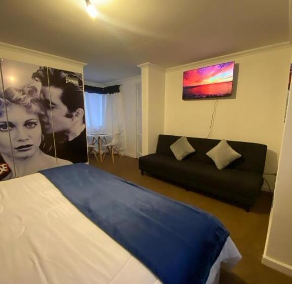 Номер Deluxe, Broadway Suites