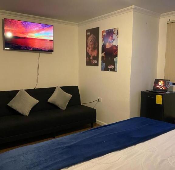 Номер Deluxe, Broadway Suites