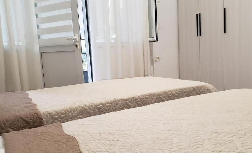 آپارتمان 1 خوابه با بالکن, Cozy Home