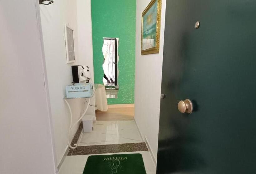 غرفة قياسية, Maya Guest House