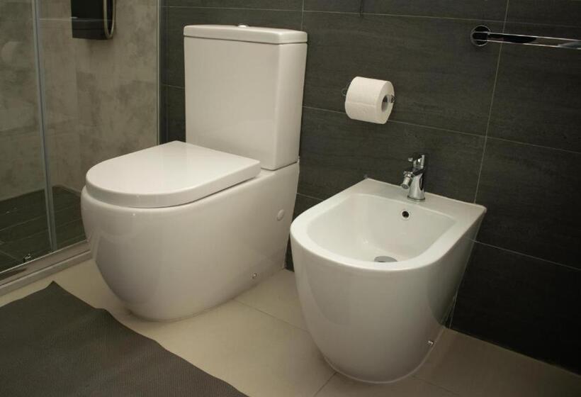 חדר סטנדרט לארבעה, Mediterraneum