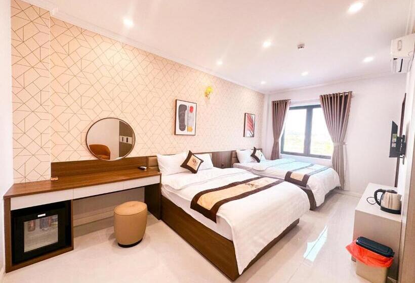 اتاق لوکس چهار تخته, Chuly Moon Motel