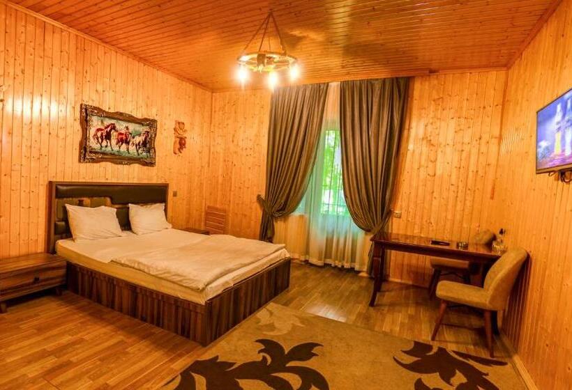 اتاق استاندارد با چشم‌انداز کوهستان, Aynur Resort