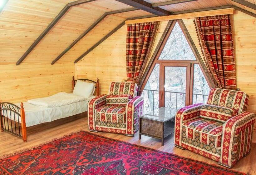 ویلای 3 خوابه, Aynur Resort