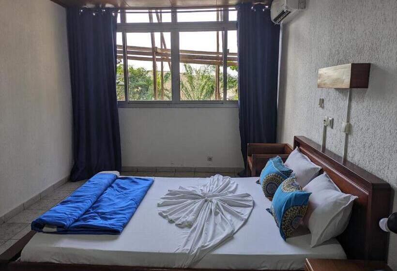 آپارتمان 1 خوابه, Foyer Du Marin