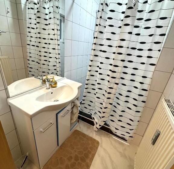 Apartament 1 Dormitori amb Balcó, K.o Family Apartment