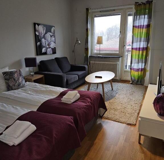 استودیوی استاندارد, Live And Stay Lagerbring