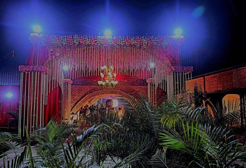 חדר סטנדרט נוף לגינה, The Kalyaneshwar Dixit Hotels & Resorts