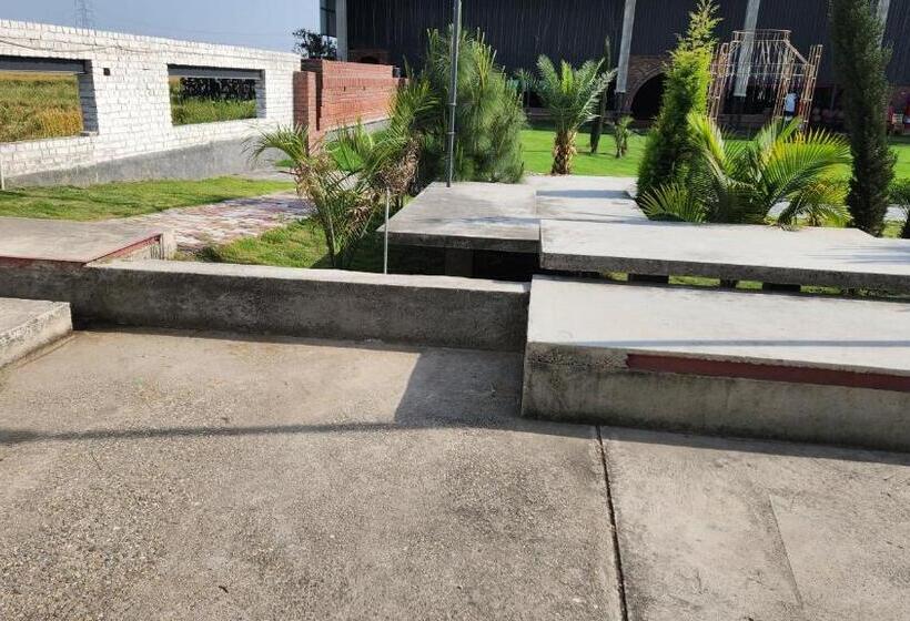 חדר סטנדרט נוף לגינה, The Kalyaneshwar Dixit Hotels & Resorts