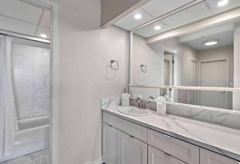 شقة غرفة نوم واحدة ذات إطلالة جانبية على البحر, The Whaler By Maui Resort Rentals