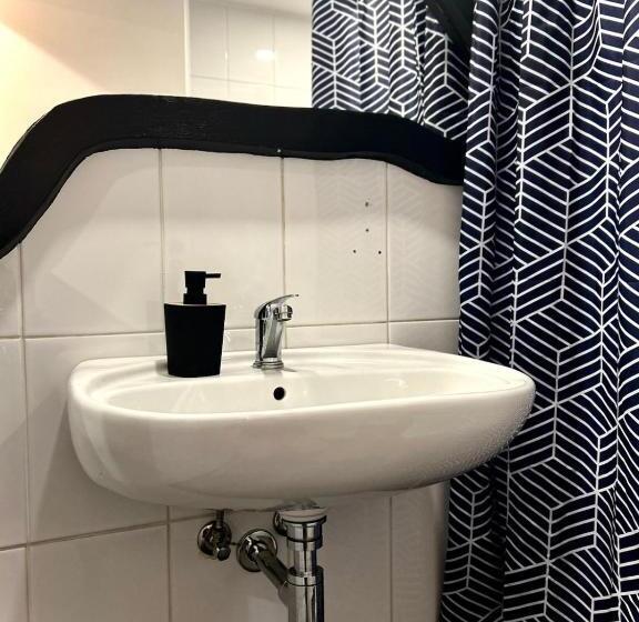 سوییت, Altidude