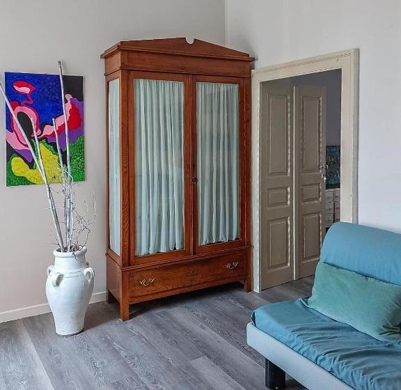 Номер Стандарт Вид на Бассейн, Artesia   Junior Suite