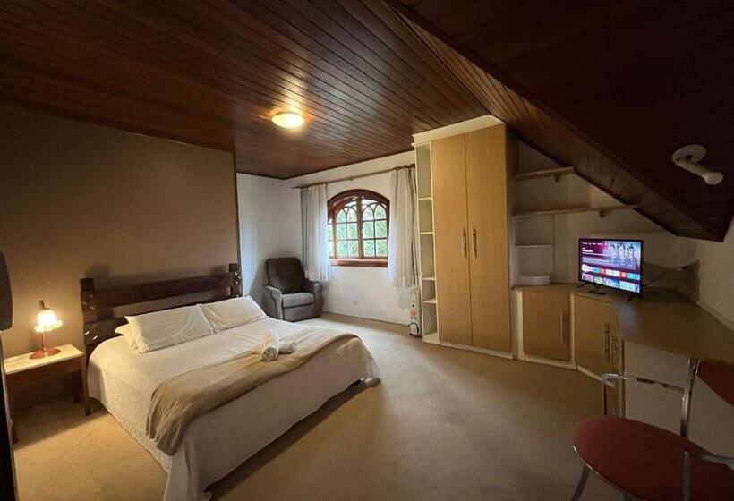 디럭스 스튜디오, Cerejeira Guest House