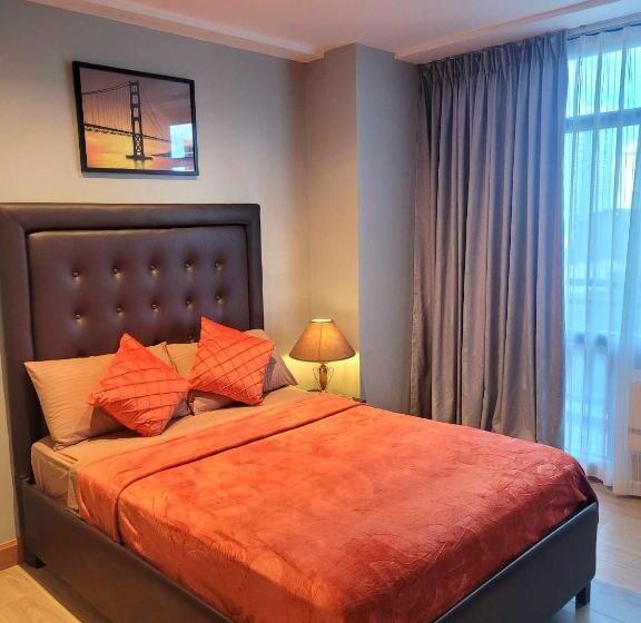 Студия Стандарт, Gramercy Staycaytion