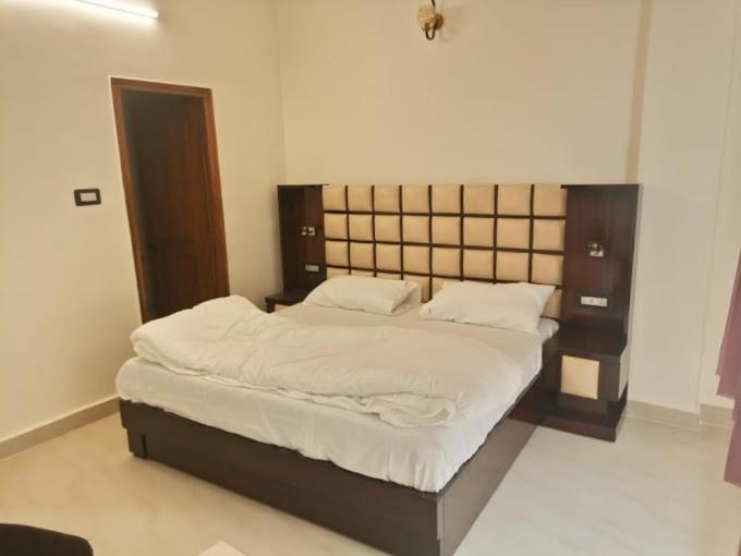 Standard Szoba, New Imperial, Ghaziabad