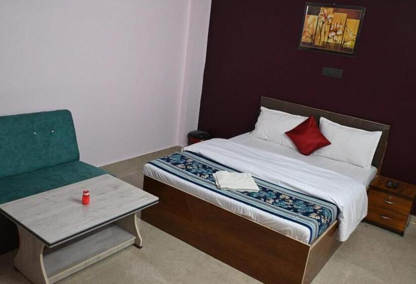 キングサイズベッドのデラックスルーム, The New Lake Palace