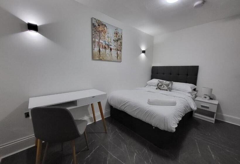 חדר דלוקס, Blackhorse Long Term Stay