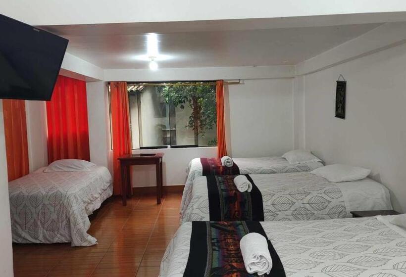 اتاق استاندارد چهار تخته, Tierra Mágica Hostal