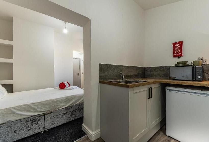 إستوديو قياسى, Stay Sleep Rest   Derby Road