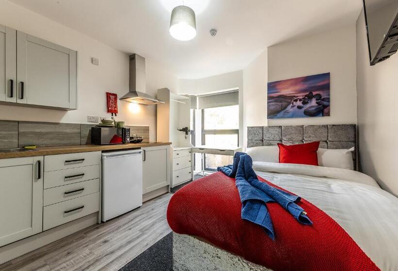 إستوديو قياسى, Stay Sleep Rest   Derby Road