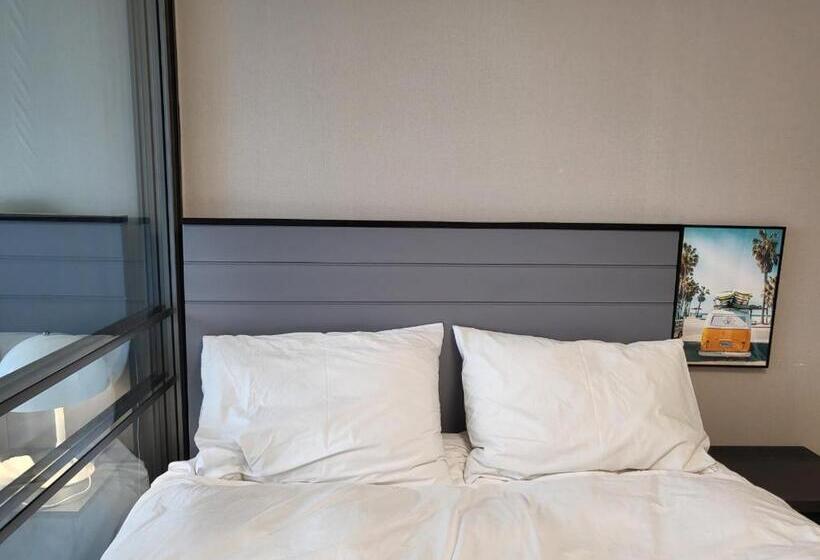 スタンダードルーム, 써니오션9블루테라