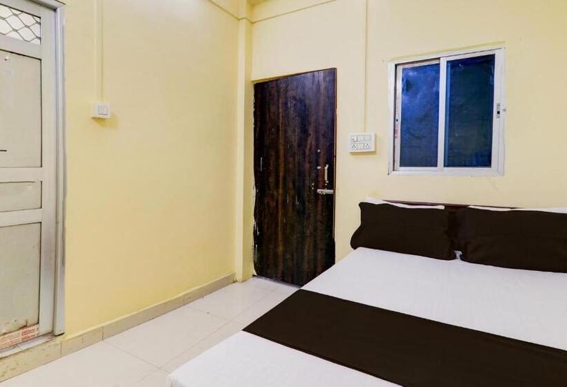 トリプルクラシックルーム, Oyo Flagship Sg Grand