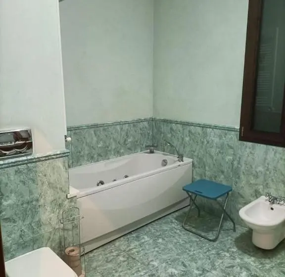 バス共有のスタンダードルーム, Dolce Risveglio Vicino Milano