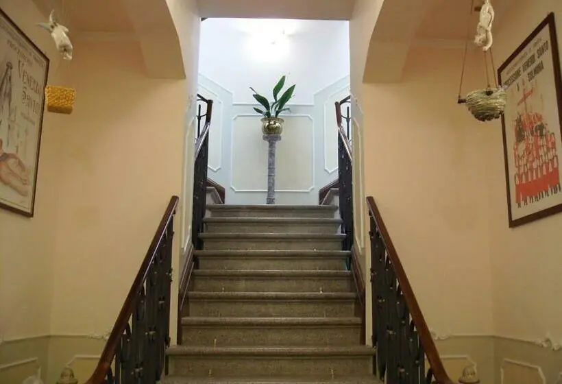 Huoneisto 3 Makuuhuonetta, B&b Santa Chiara