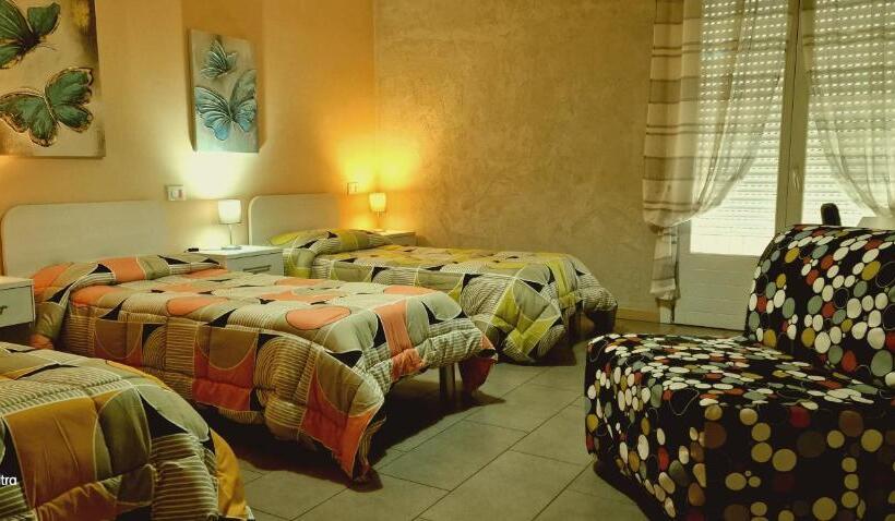 اتاق استاندارد سه نفره, Affittacamere Borgo Sabbionara