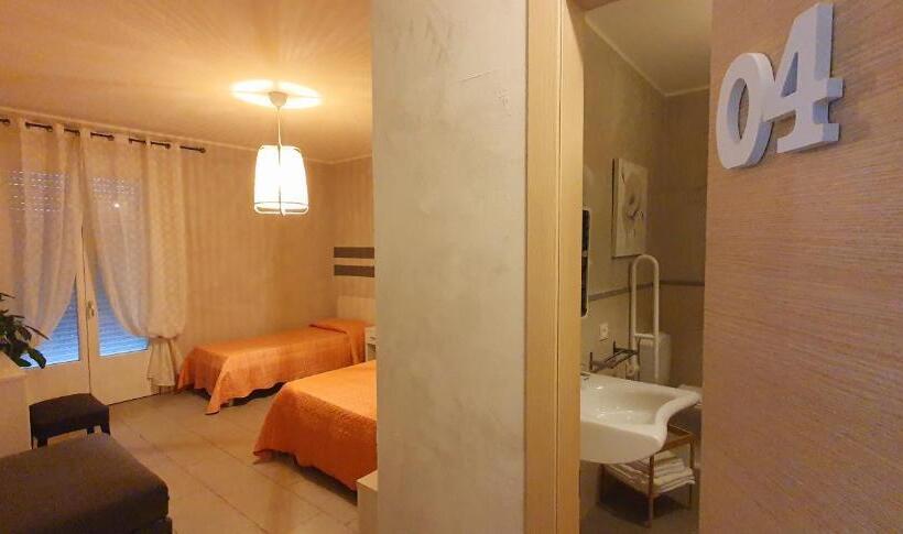 スタンダード４人部屋, Affittacamere Borgo Sabbionara
