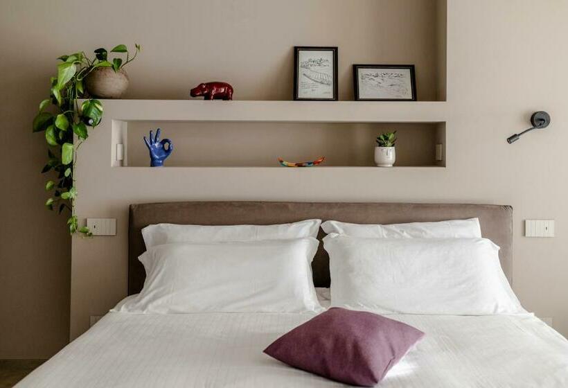 إستديو قياسى مزود بشرفة, Il Cortile Suites