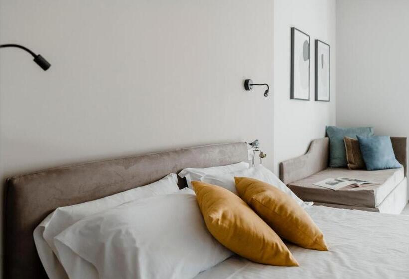 סטודיו סטנדרט עם מרפסת, Il Cortile Suites