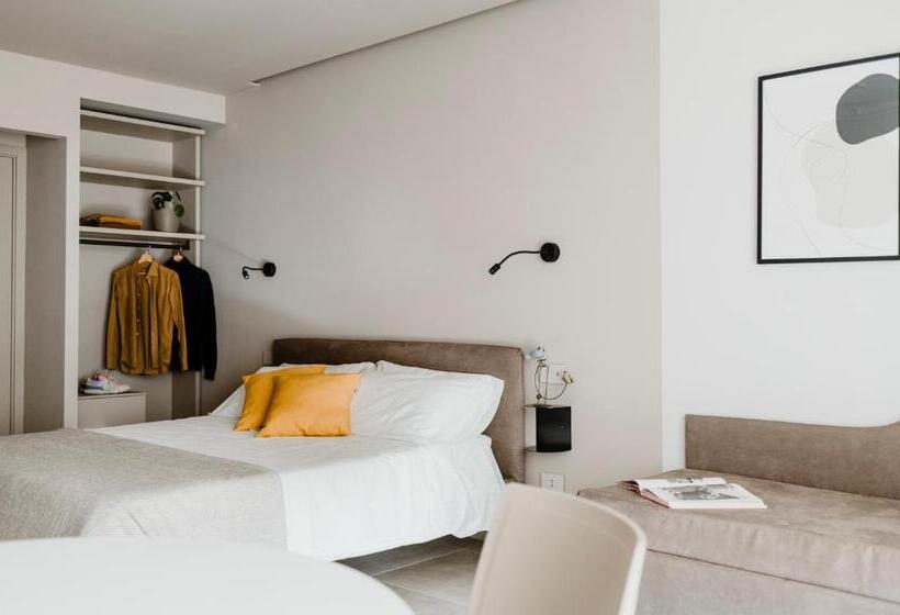 סטודיו סטנדרט עם מרפסת, Il Cortile Suites