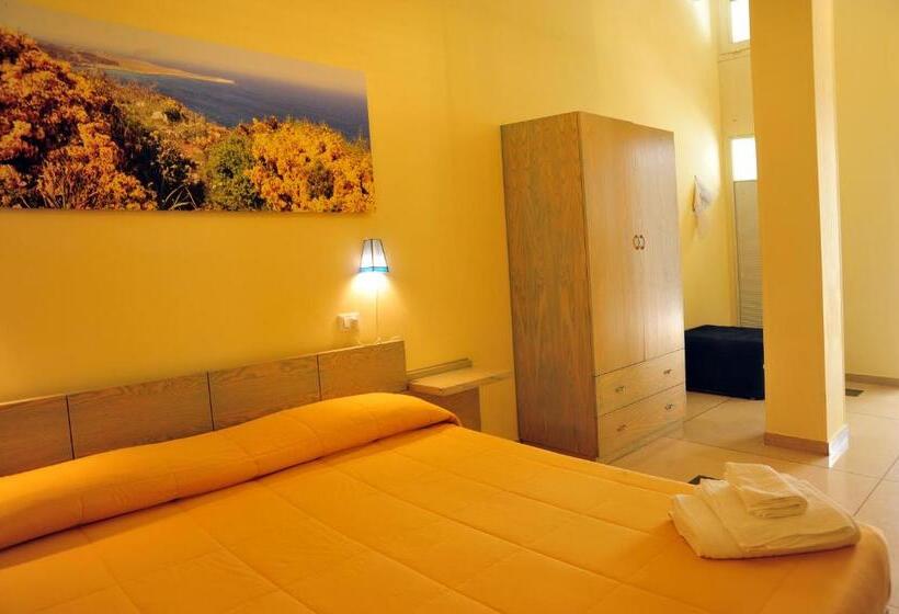 디럭스 룸, Cala Dei Normanni Camere Sul Lungomare