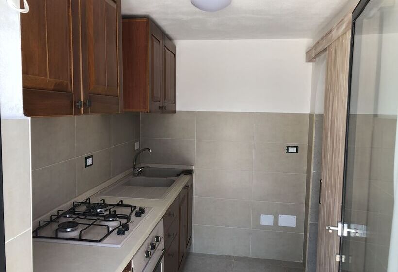 جناح, B&b Parcomonsignore