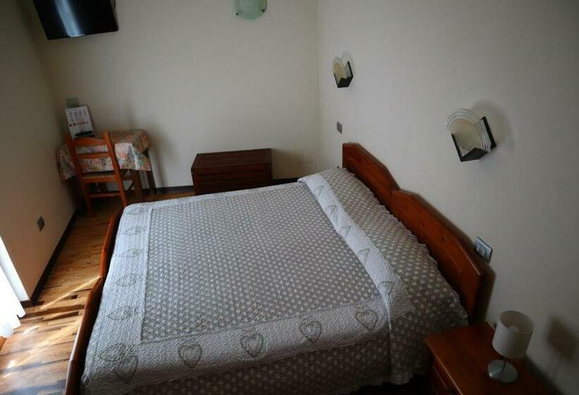 חדר סטנדרט, Albergo Del Ponte