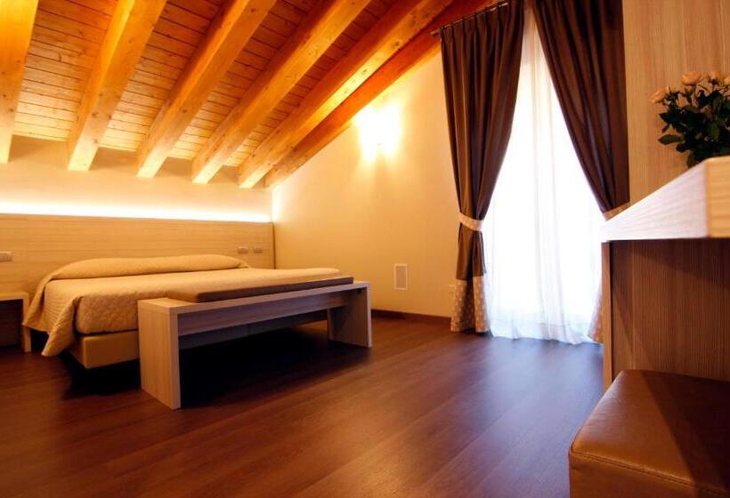 חדר סופריור, Albergo Del Ponte