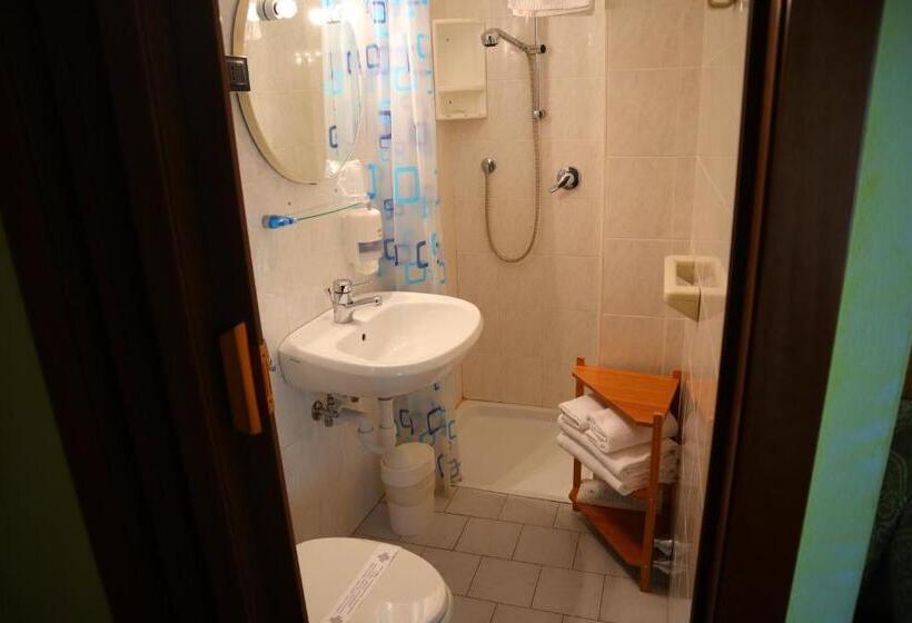 Номер Basic, Albergo Del Ponte