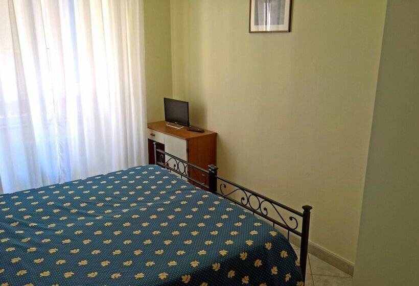 スタンダードシングルルーム, Albergo Golfo