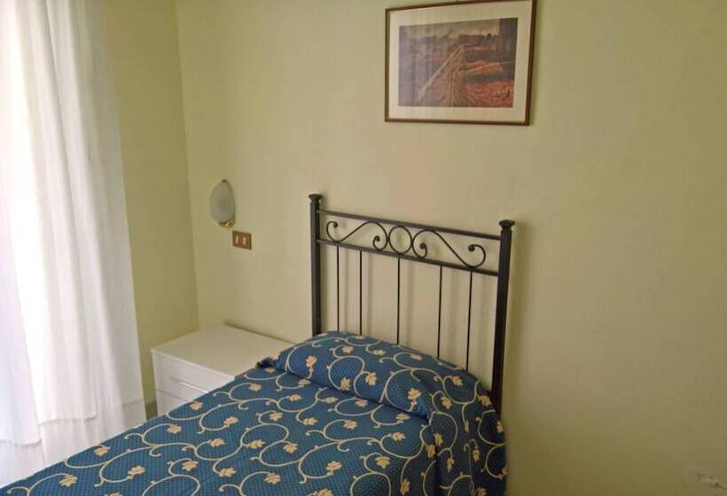 スタンダードシングルルーム, Albergo Golfo