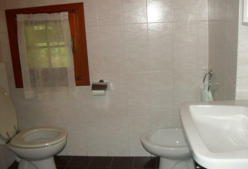 غرفة قياسية رباعية, Albergo La Genzianella